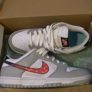 COPY - Grey Fog/Black-Blue Chill Lottery Nike Low Dunk